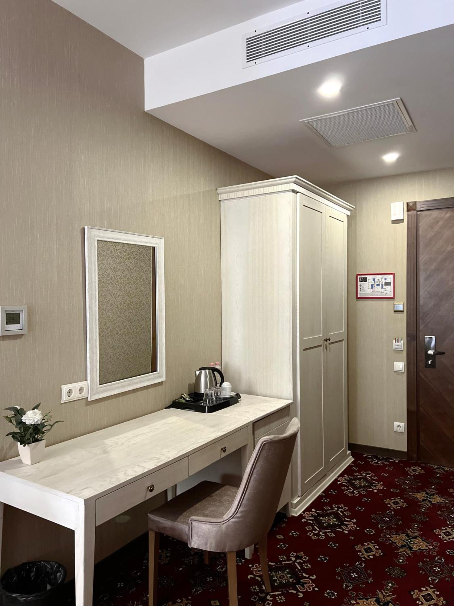 Sota Metekhi Hotel Tbilissi Extérieur photo